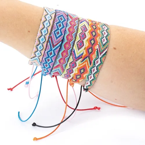 Braccialetti "hippy" (pack da 6) · 10761